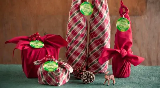furoshiki-environmental-friendly-gift-wrap